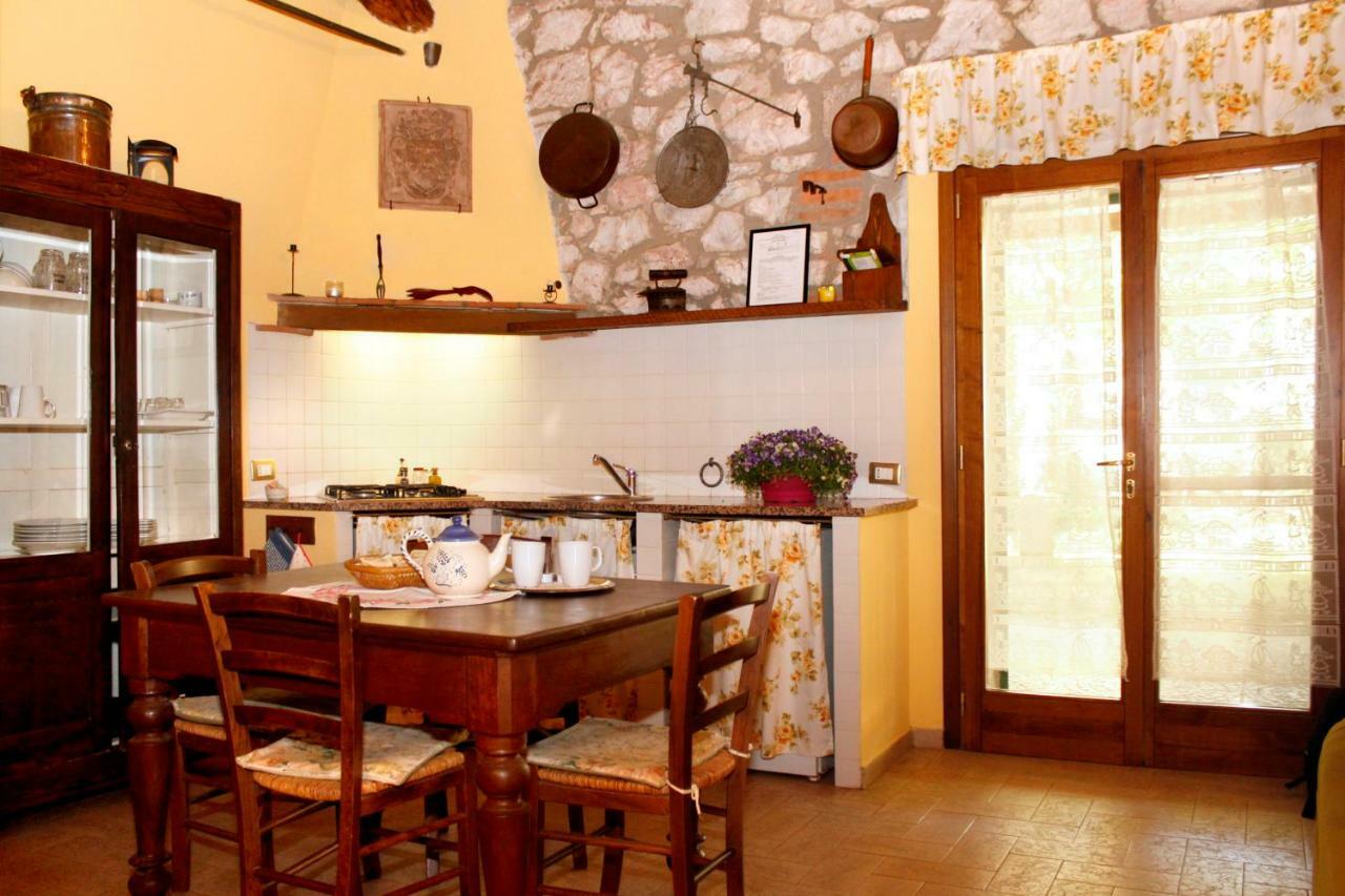 הוילה קסטליונה דלה פסקאיה Agriturist Prile מראה חיצוני תמונה