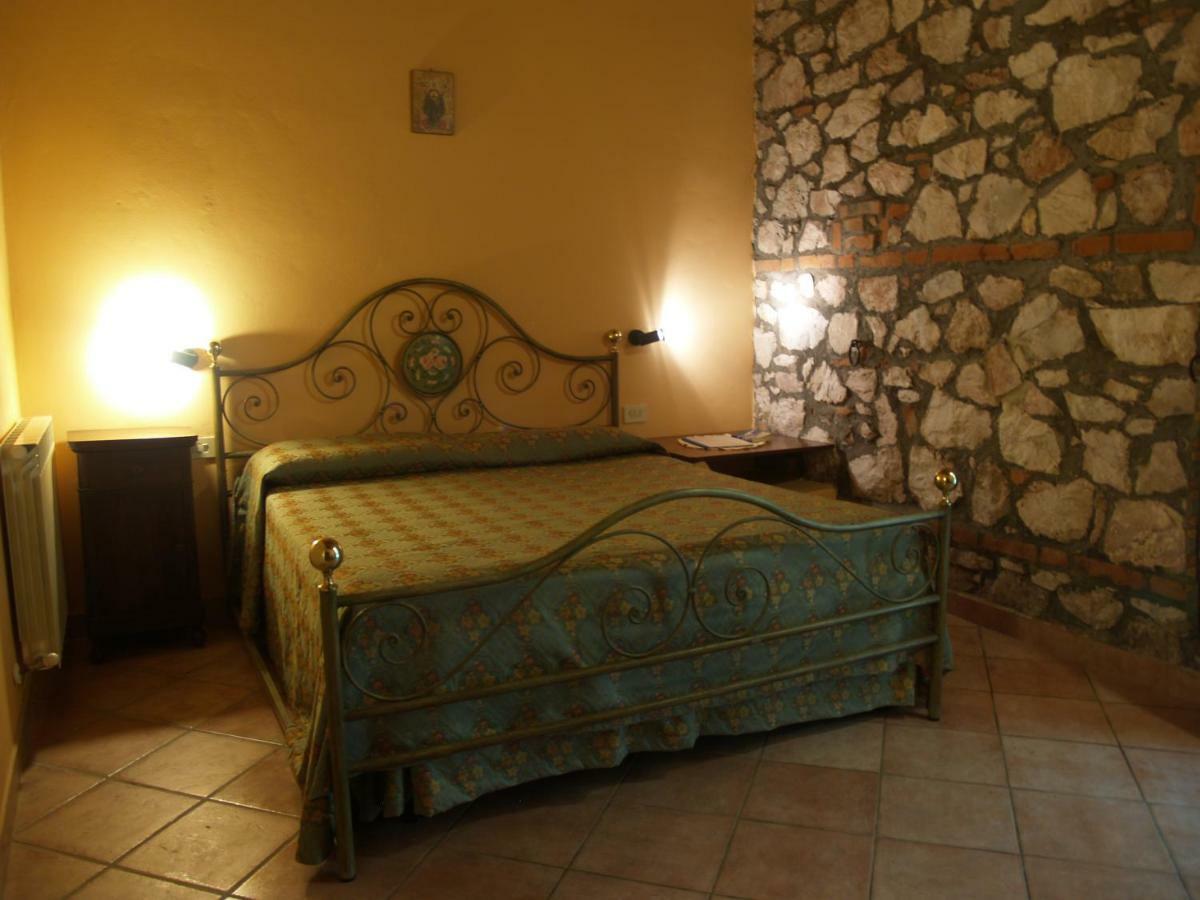 הוילה קסטליונה דלה פסקאיה Agriturist Prile מראה חיצוני תמונה