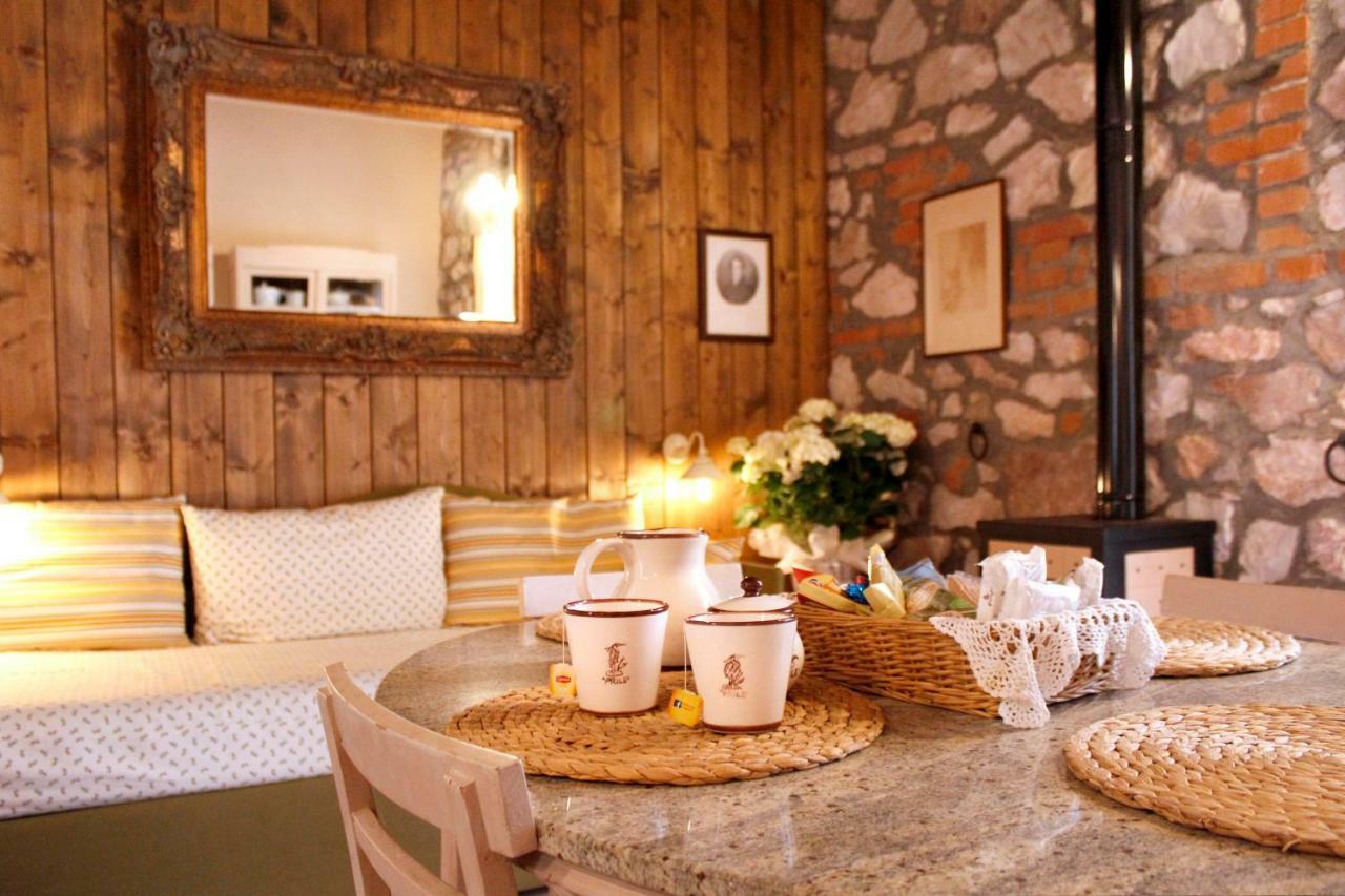הוילה קסטליונה דלה פסקאיה Agriturist Prile מראה חיצוני תמונה