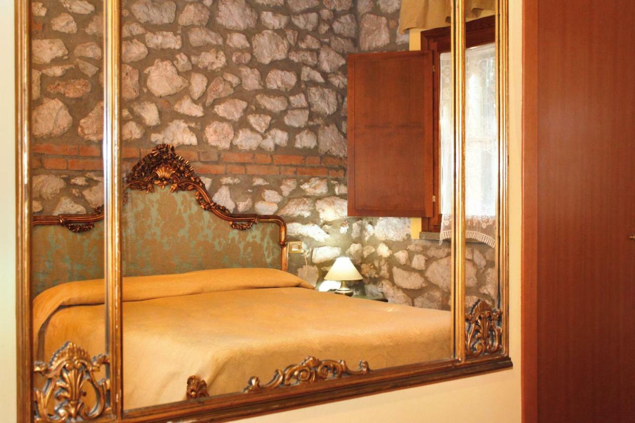 הוילה קסטליונה דלה פסקאיה Agriturist Prile מראה חיצוני תמונה